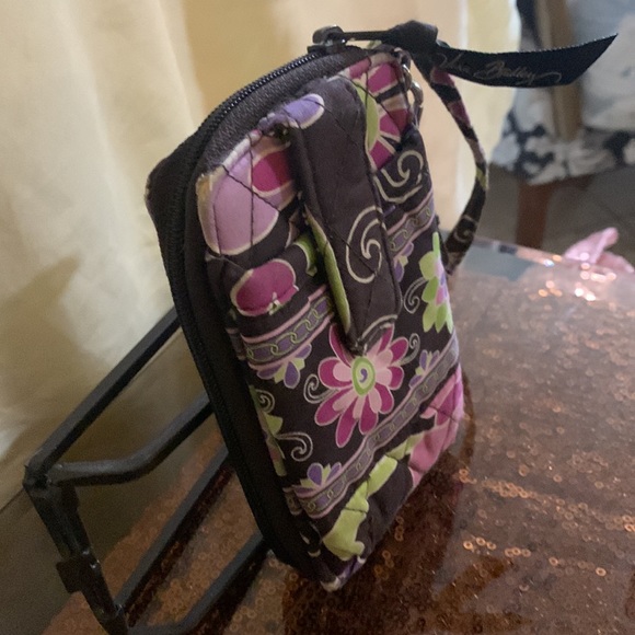 Vera Bradley Wallet/Smartphone Holder and Wristlet - EUC - Picture 9 of 11